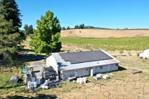 4889 Grange Road Santa Rosa CA 95404