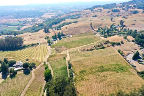 4889 Grange Road Santa Rosa CA 95404
