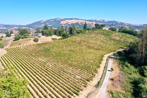 4889 Grange Road Santa Rosa CA 95404