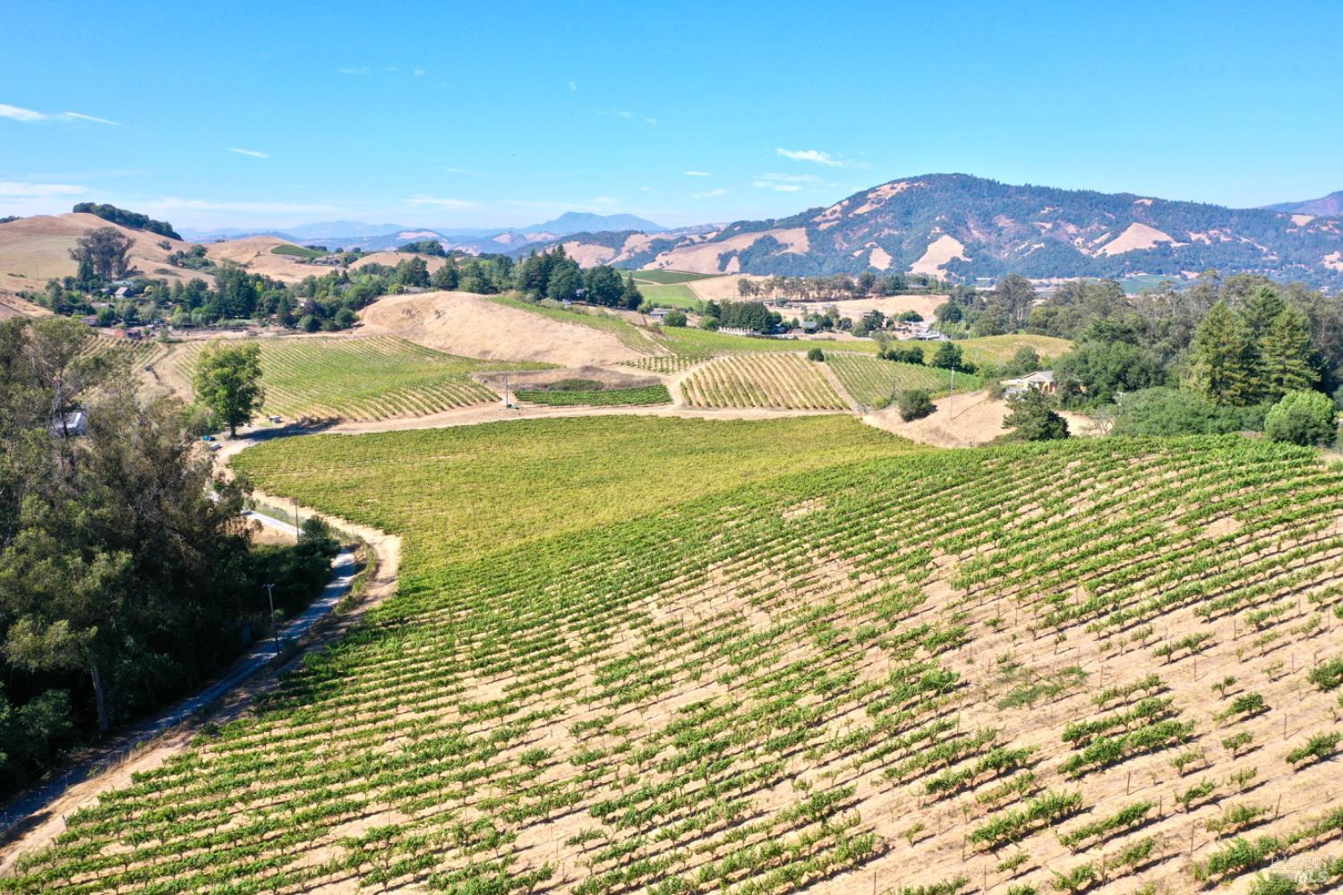 4889 Grange Road Santa Rosa CA 95404