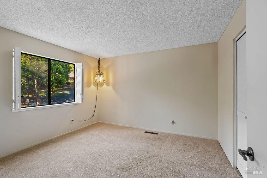 2 Oak Forest Lane Santa Rosa CA 95409