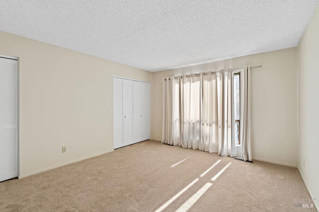 2 Oak Forest Lane Santa Rosa CA 95409