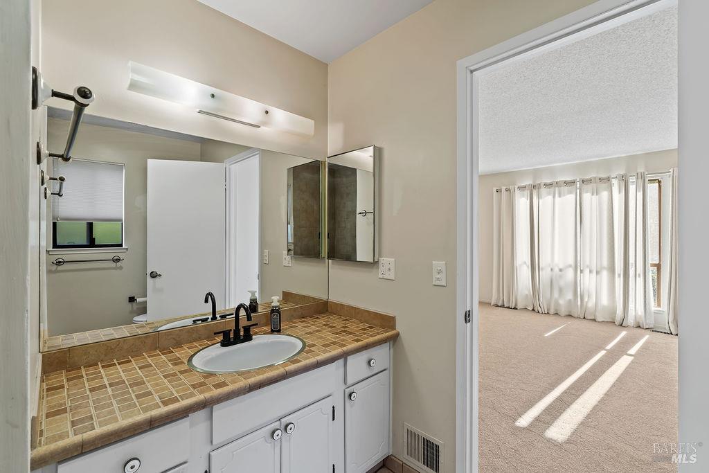 2 Oak Forest Lane Santa Rosa CA 95409