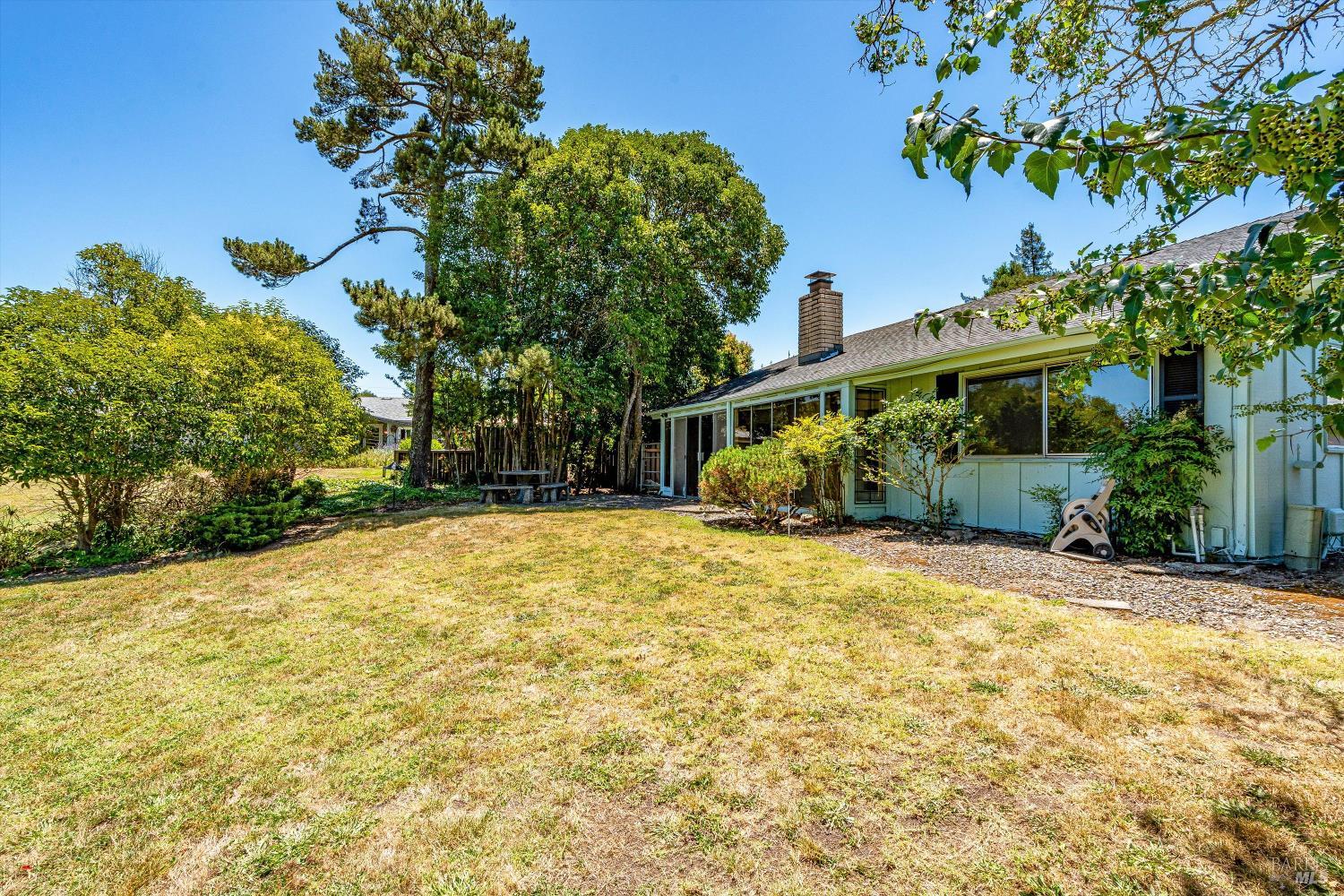 12 Glengreen Street Santa Rosa CA 95409