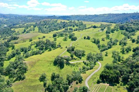 5520-2 W Soda Rock Lane Healdsburg CA 95448