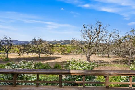 5520-2 W Soda Rock Lane Healdsburg CA 95448