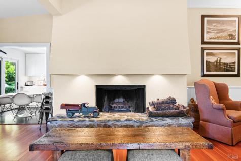 5520-2 W Soda Rock Lane Healdsburg CA 95448