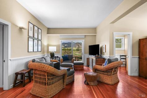 5520-2 W Soda Rock Lane Healdsburg CA 95448