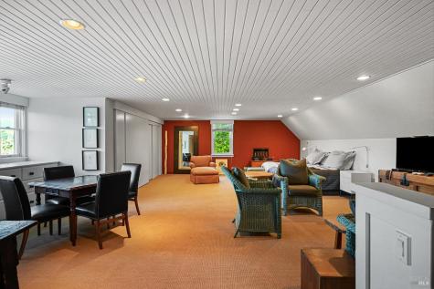 5520-2 W Soda Rock Lane Healdsburg CA 95448