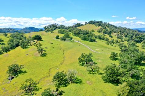 5520-2 W Soda Rock Lane Healdsburg CA 95448