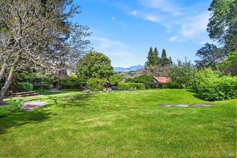 5520-2 W Soda Rock Lane Healdsburg CA 95448