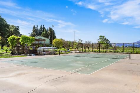 5520-2 W Soda Rock Lane Healdsburg CA 95448