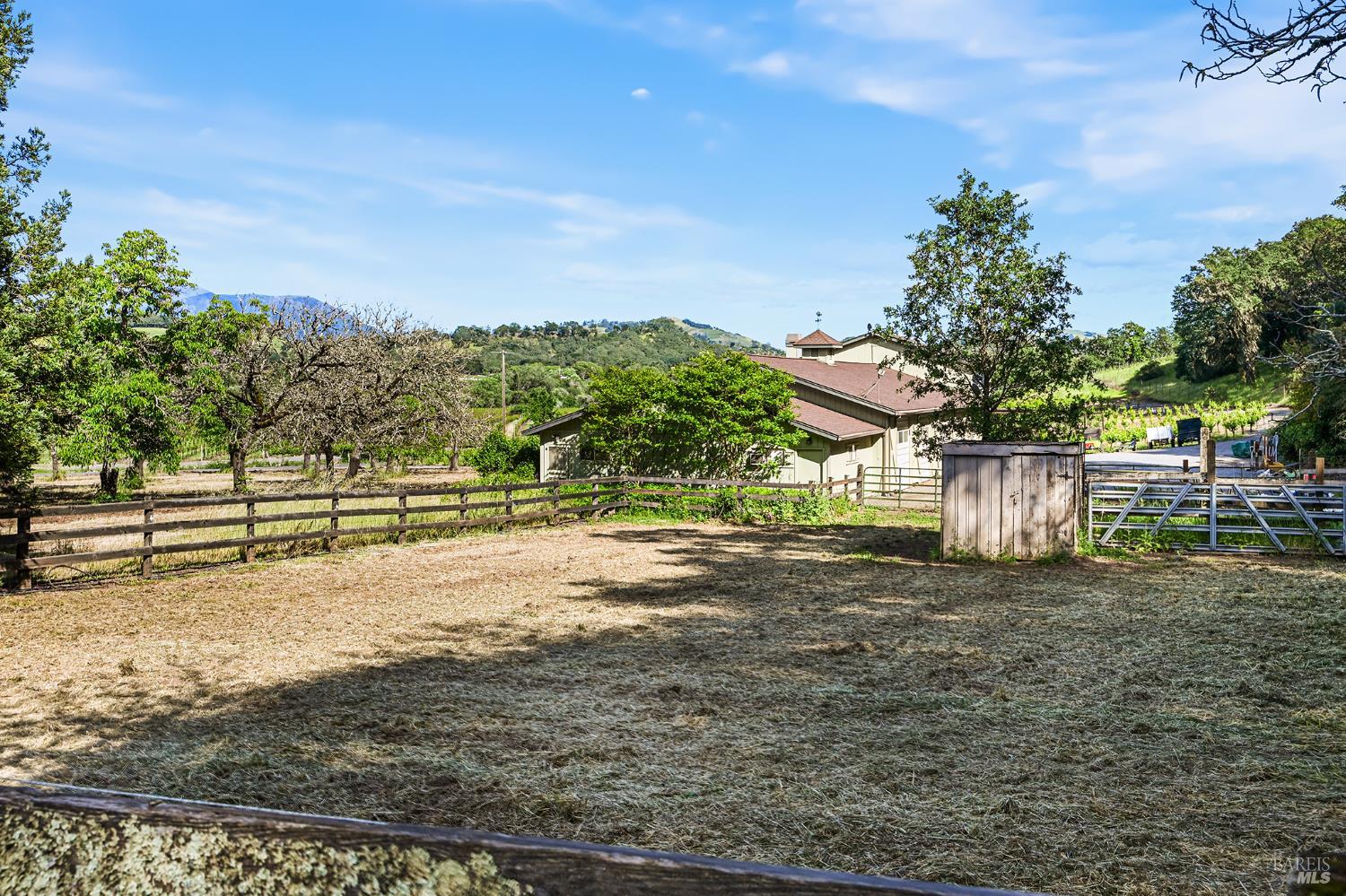 5520-2 W Soda Rock Lane Healdsburg CA 95448
