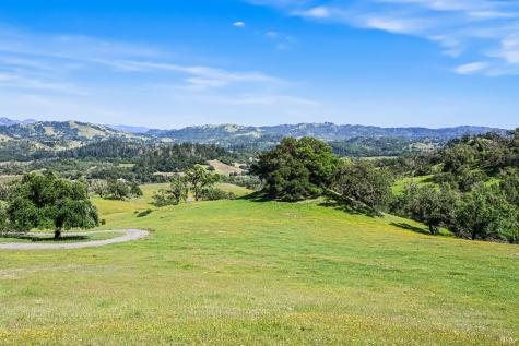 5520-2 W Soda Rock Lane Healdsburg CA 95448