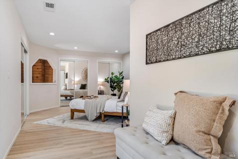 530 Bronwyn Glen Santa Rosa CA 95409