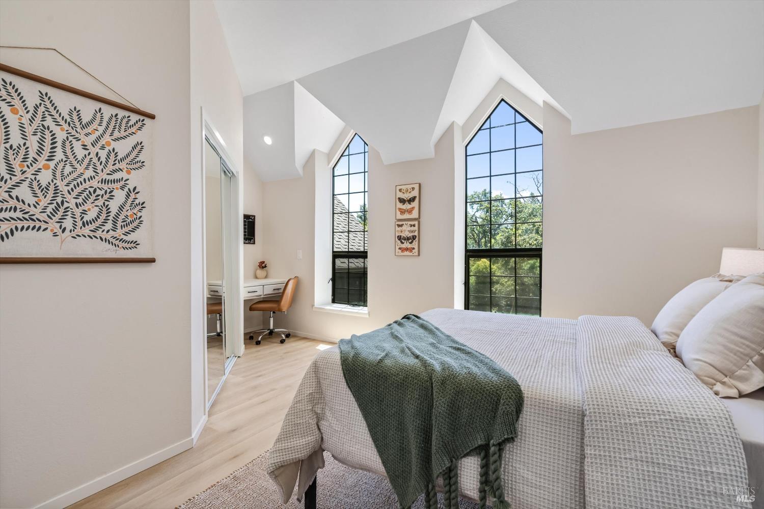 530 Bronwyn Glen Santa Rosa CA 95409