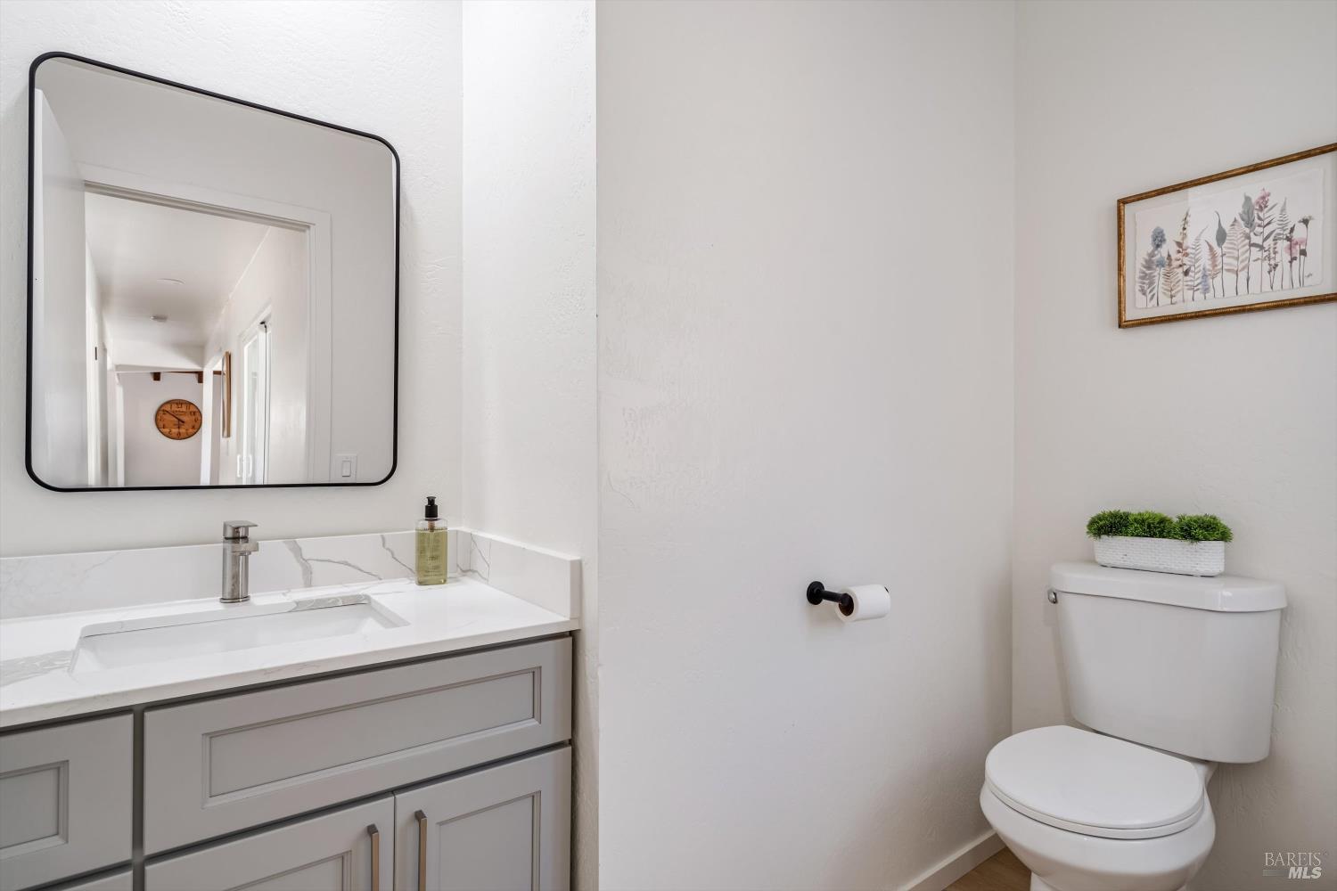 530 Bronwyn Glen Santa Rosa CA 95409