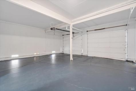 530 Bronwyn Glen Santa Rosa CA 95409
