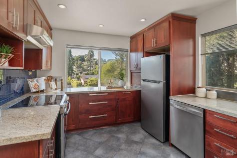 727 Alice Street Novato CA 94945