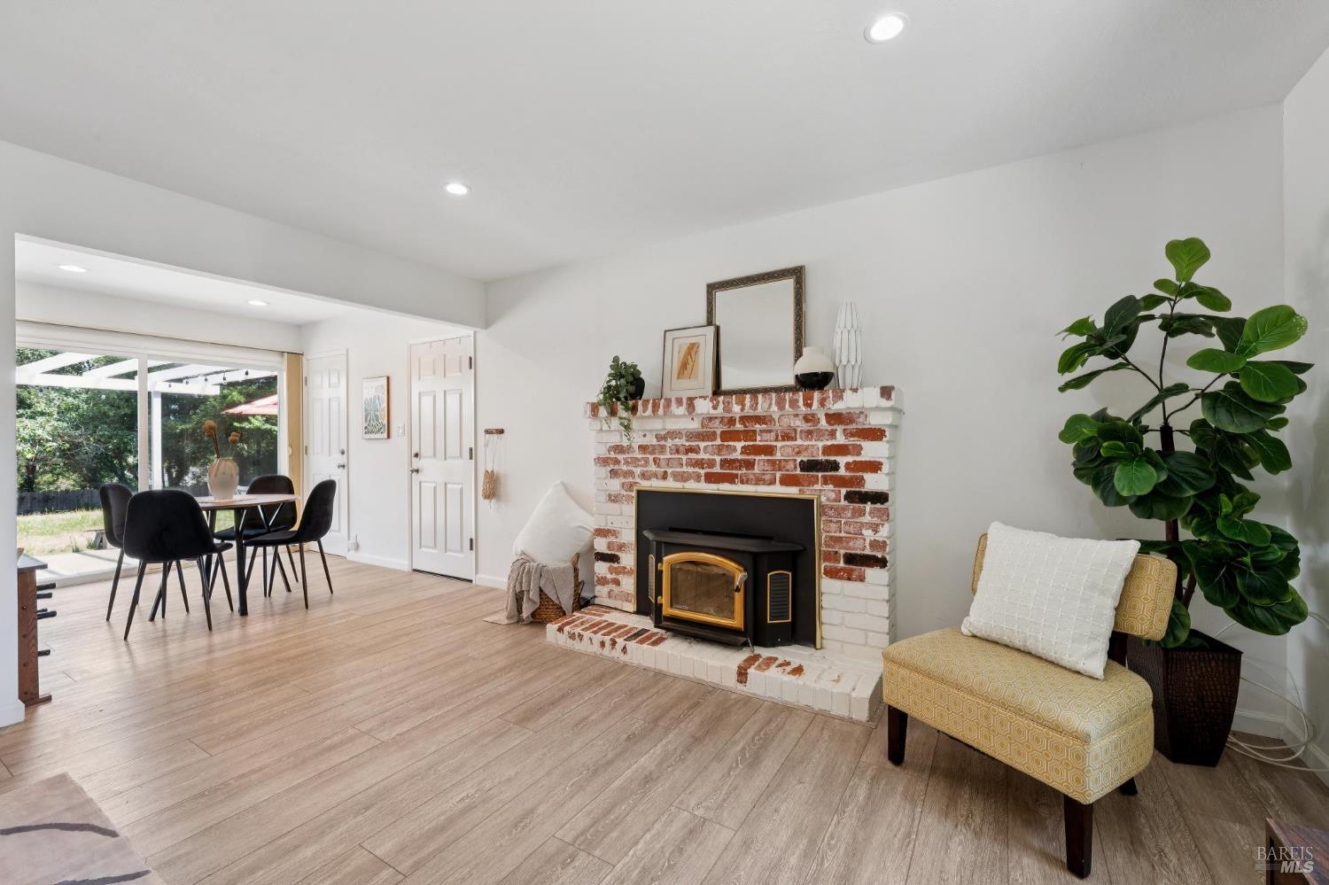 6304 Caraway Court Sebastopol CA 95472