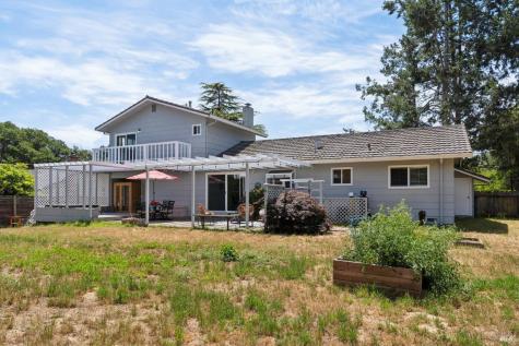 6304 Caraway Court Sebastopol CA 95472