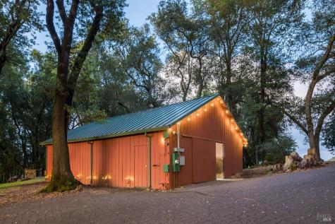100 Zachary Lane Glen Ellen CA 95404