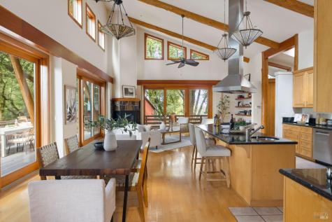 100 Zachary Lane Glen Ellen CA 95404