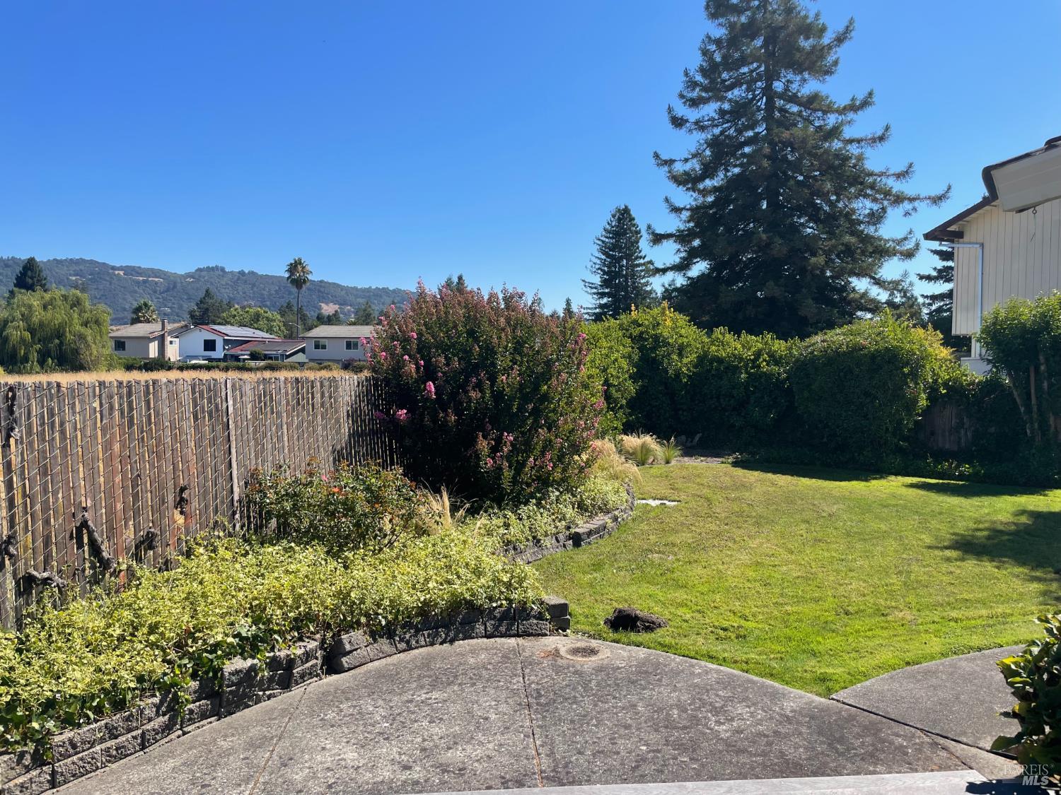 4400 Hollingsworth Circle Rohnert Park CA 94928