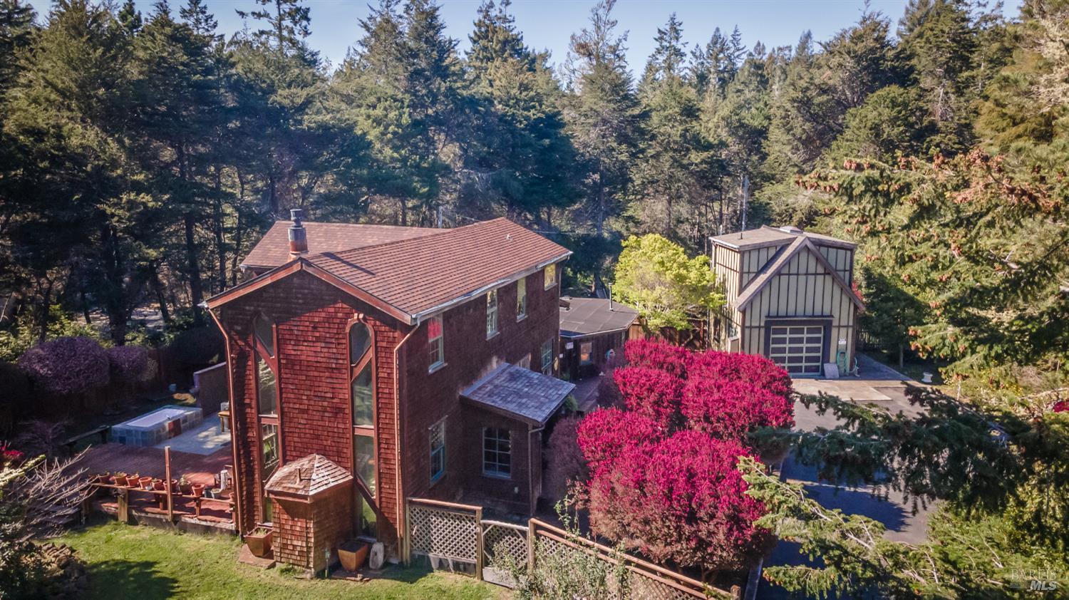 10360 Gary Lane Mendocino CA 95460