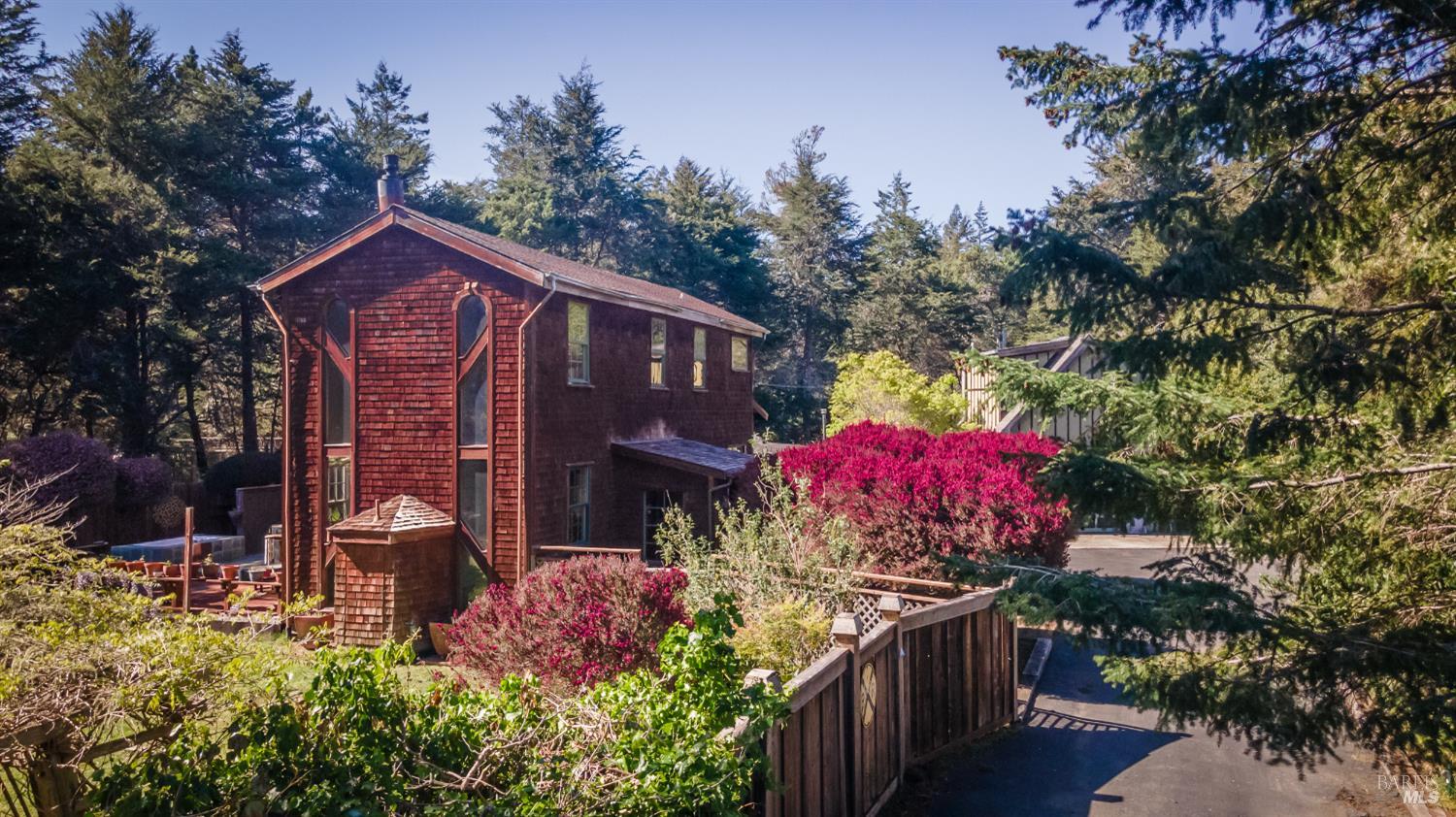 10360 Gary Lane Mendocino CA 95460