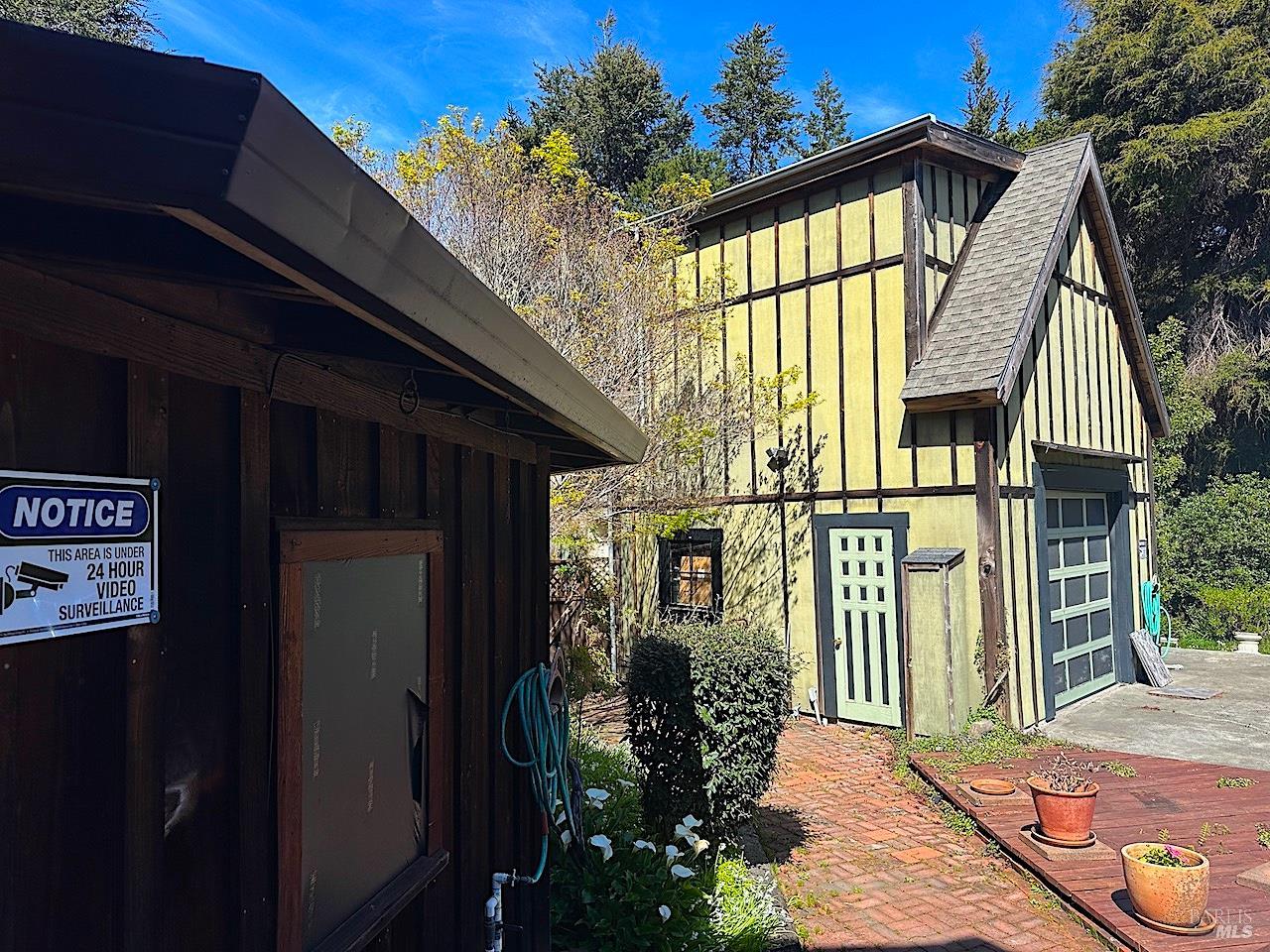 10360 Gary Lane Mendocino CA 95460