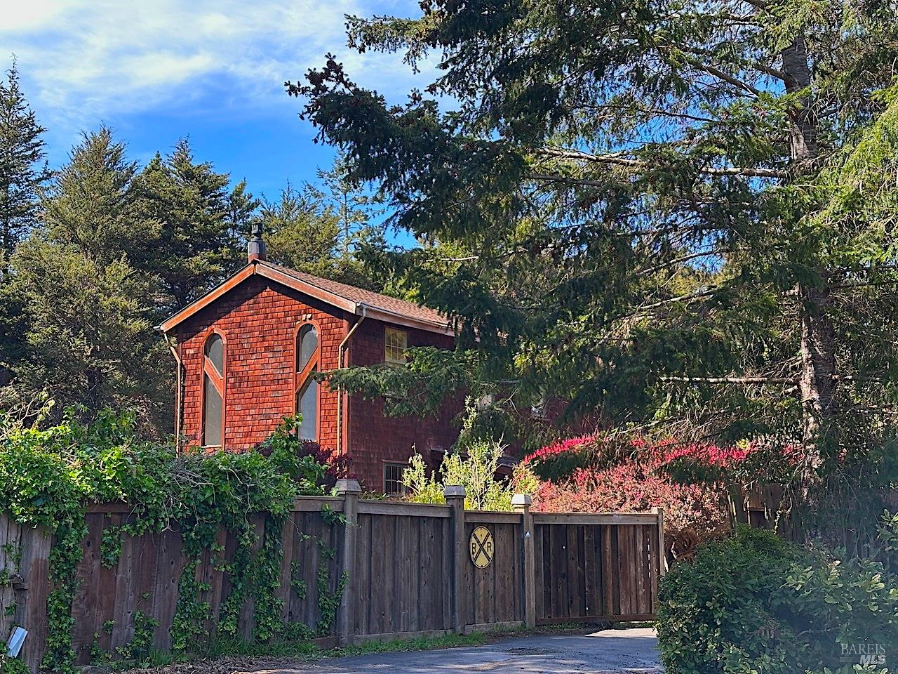 10360 Gary Lane Mendocino CA 95460