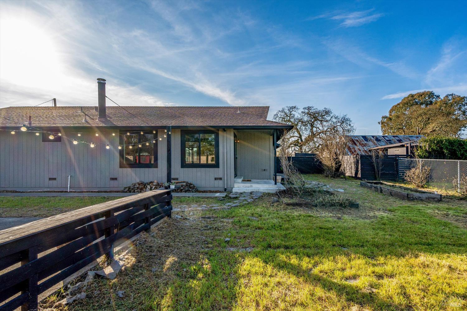 985 Gumview Road Windsor CA 95492