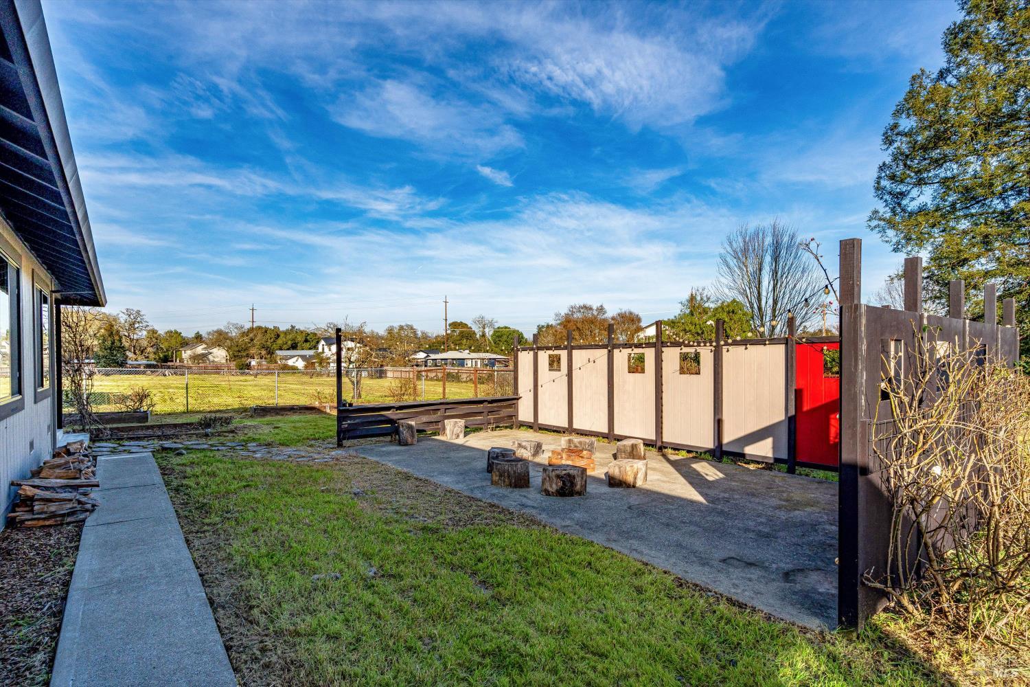 985 Gumview Road Windsor CA 95492