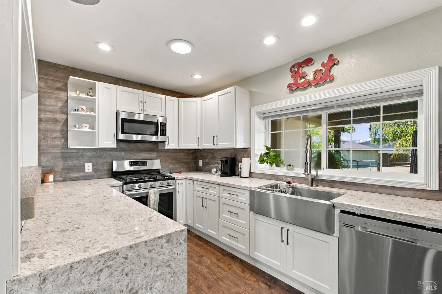 4485 Hargrave Avenue Santa Rosa CA 95407