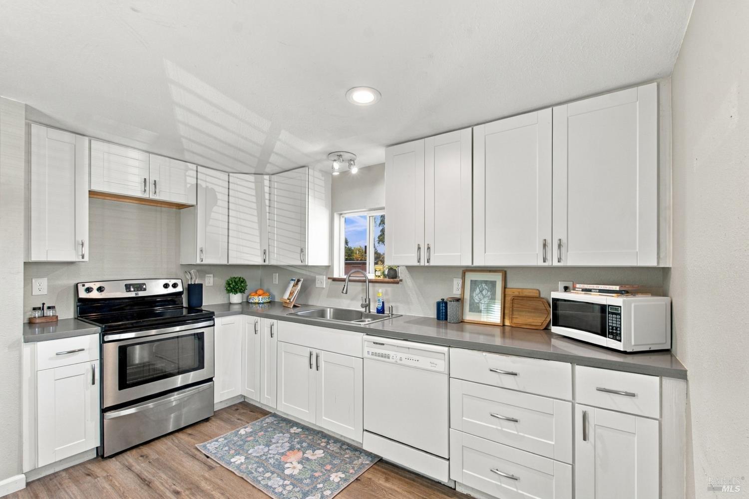 4485 Hargrave Avenue Santa Rosa CA 95407