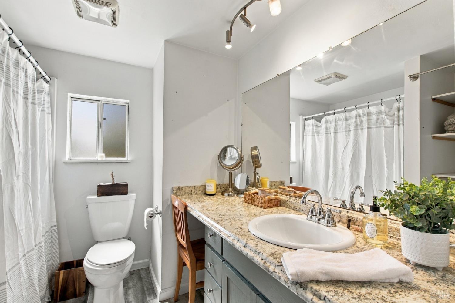 4485 Hargrave Avenue Santa Rosa CA 95407