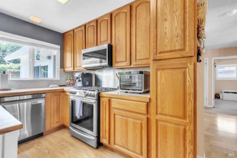 536 Sutter Street Petaluma CA 94954