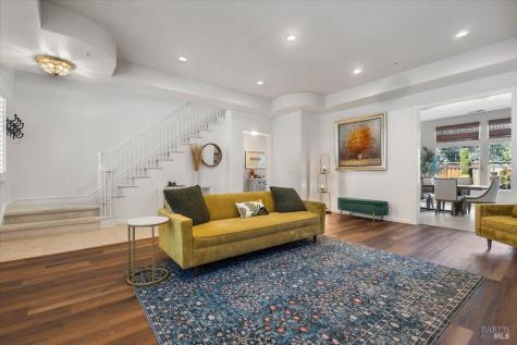 367 Arabian Way Healdsburg CA 95448