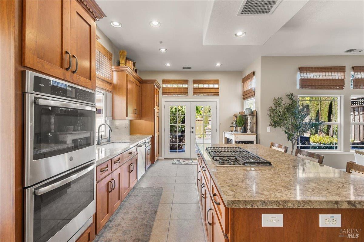 367 Arabian Way Healdsburg CA 95448