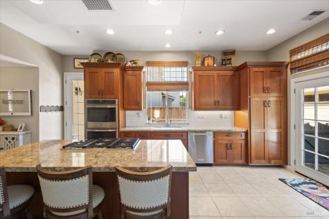 367 Arabian Way Healdsburg CA 95448