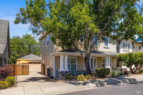 367 Arabian Way Healdsburg CA 95448