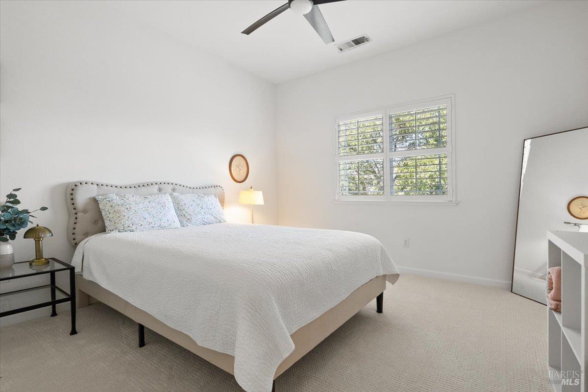 367 Arabian Way Healdsburg CA 95448