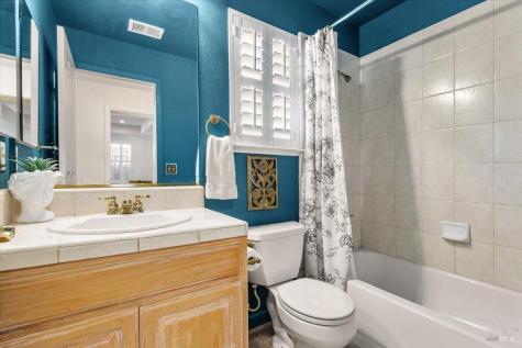 367 Arabian Way Healdsburg CA 95448
