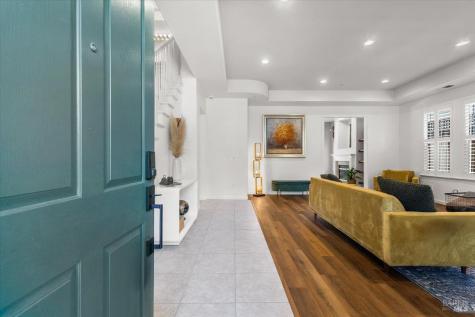 367 Arabian Way Healdsburg CA 95448