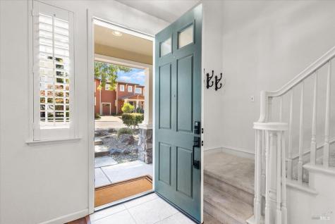 367 Arabian Way Healdsburg CA 95448