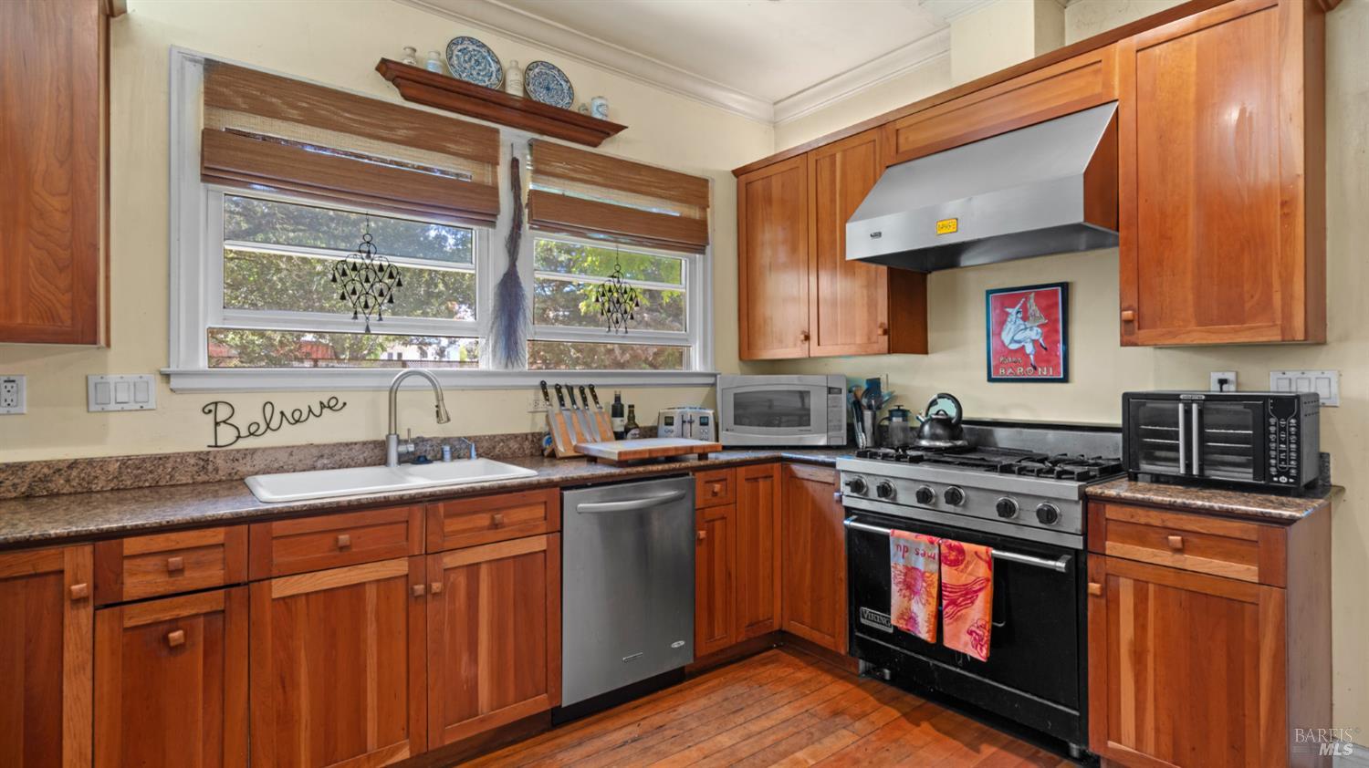 4898 Bodega Avenue Petaluma CA 94952