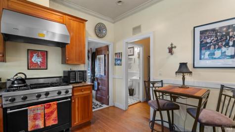 4898 Bodega Avenue Petaluma CA 94952