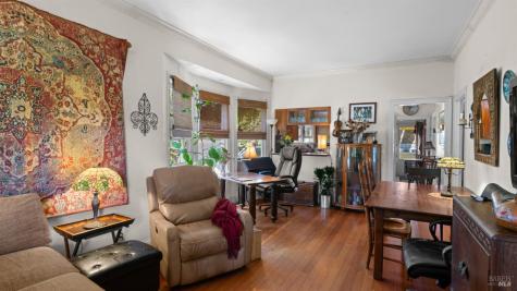 4898 Bodega Avenue Petaluma CA 94952
