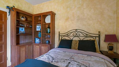 4898 Bodega Avenue Petaluma CA 94952